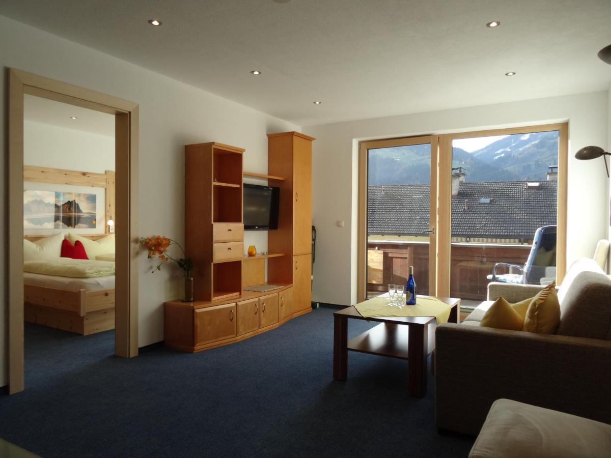 Appartmenthaus Tischner Uderns Exteriör bild